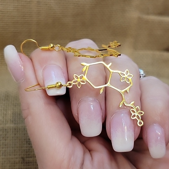 SEROTONIN FLOWER DROP EARRINGS - Picture 1 of 6